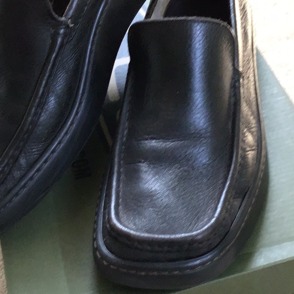 Keen  Slip-On Loafers made in Italy.